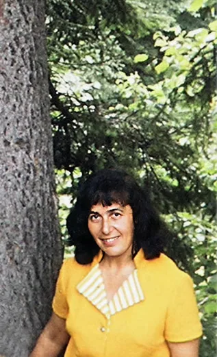 Rema & Boris - 1972  14.jpg