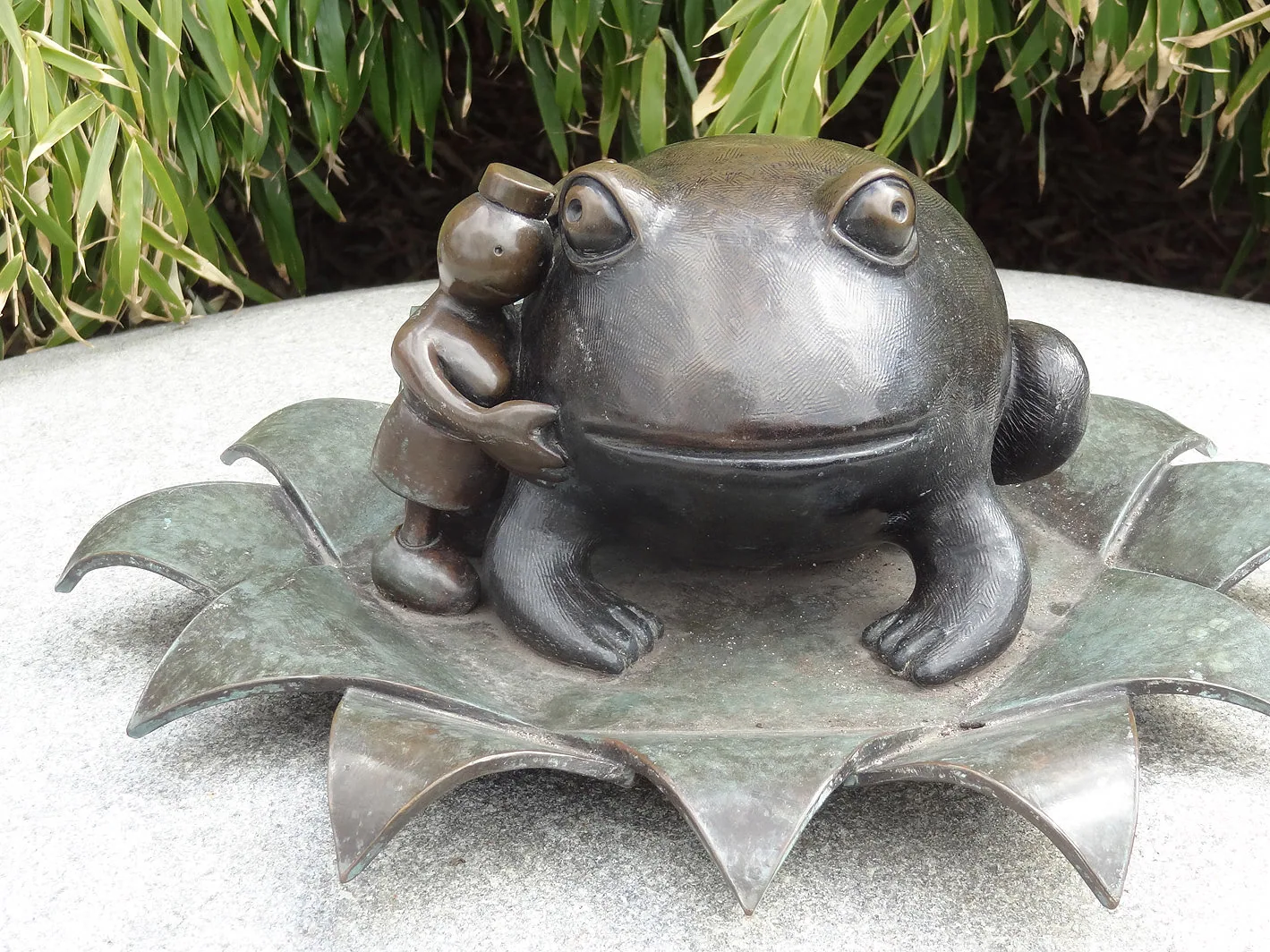 Tom Otterness – 2001 - rw47.jpg