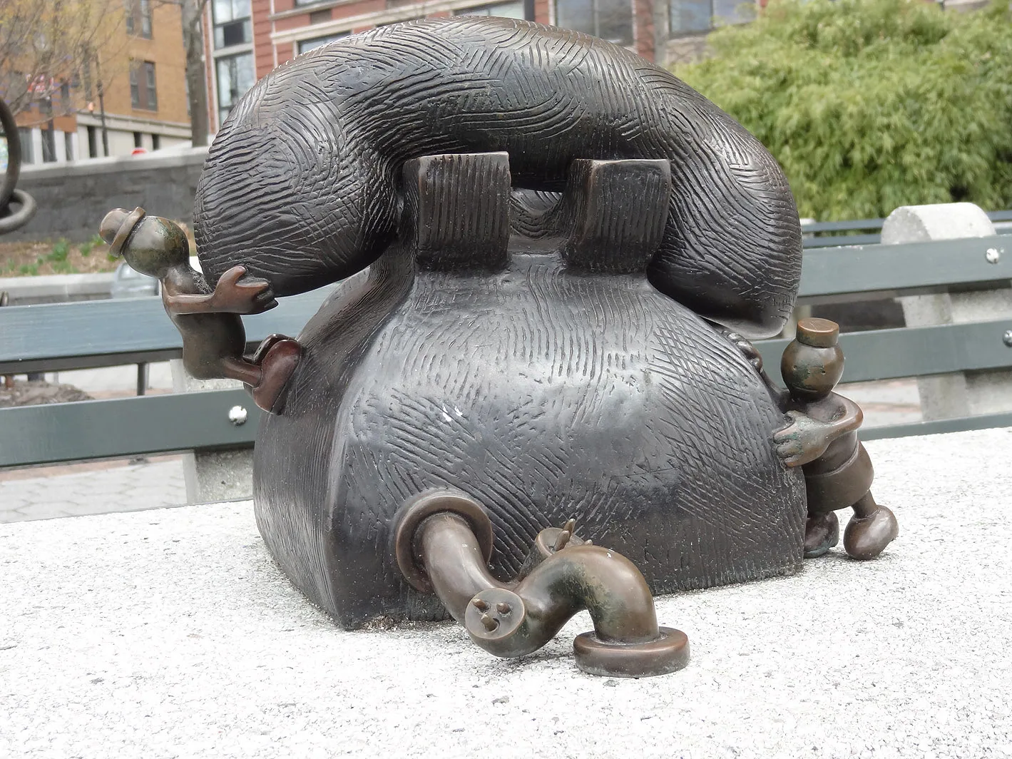 Tom Otterness – 2001 - rw35.jpg
