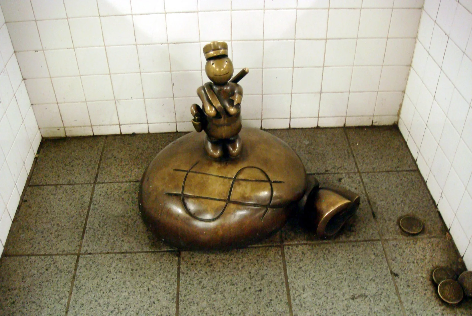 Tom Otterness – 2001 - lu-37.jpg