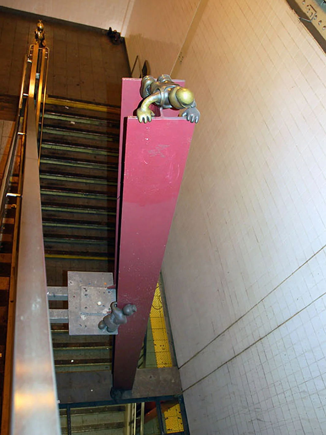 Tom Otterness – 2001 - lu-5.jpg