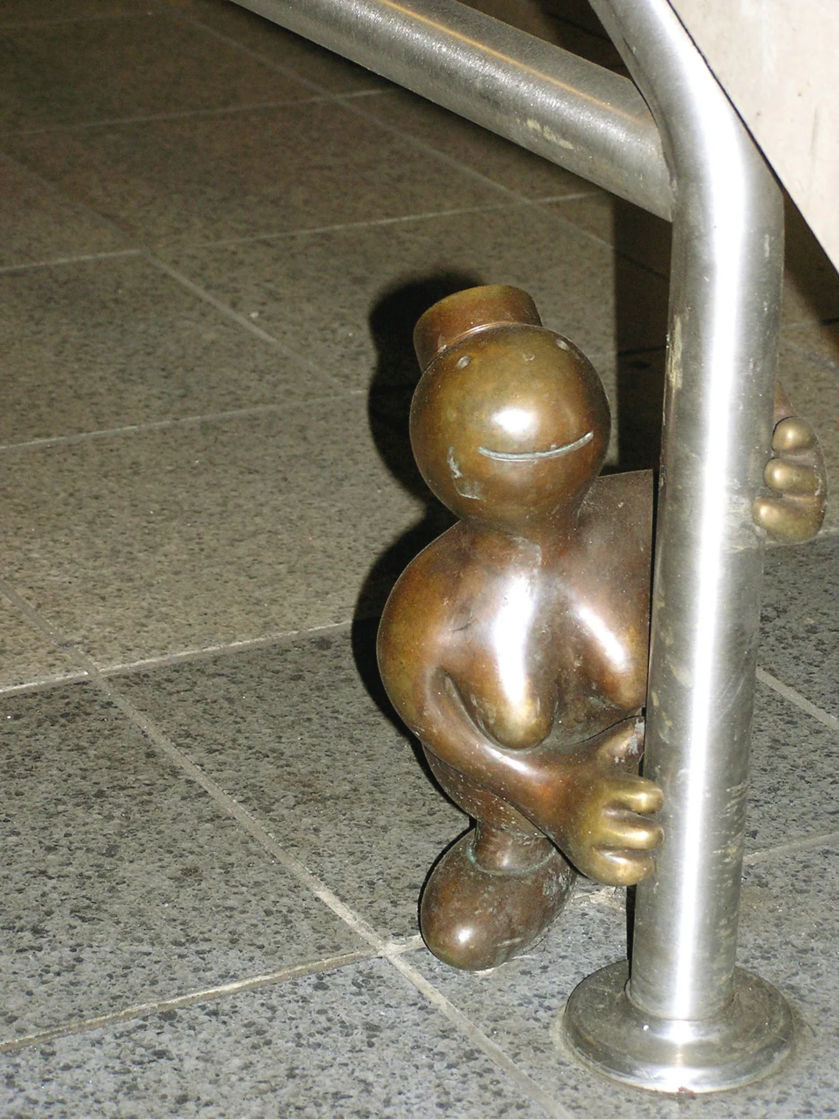Tom Otterness – 2001 - lu-15.jpg