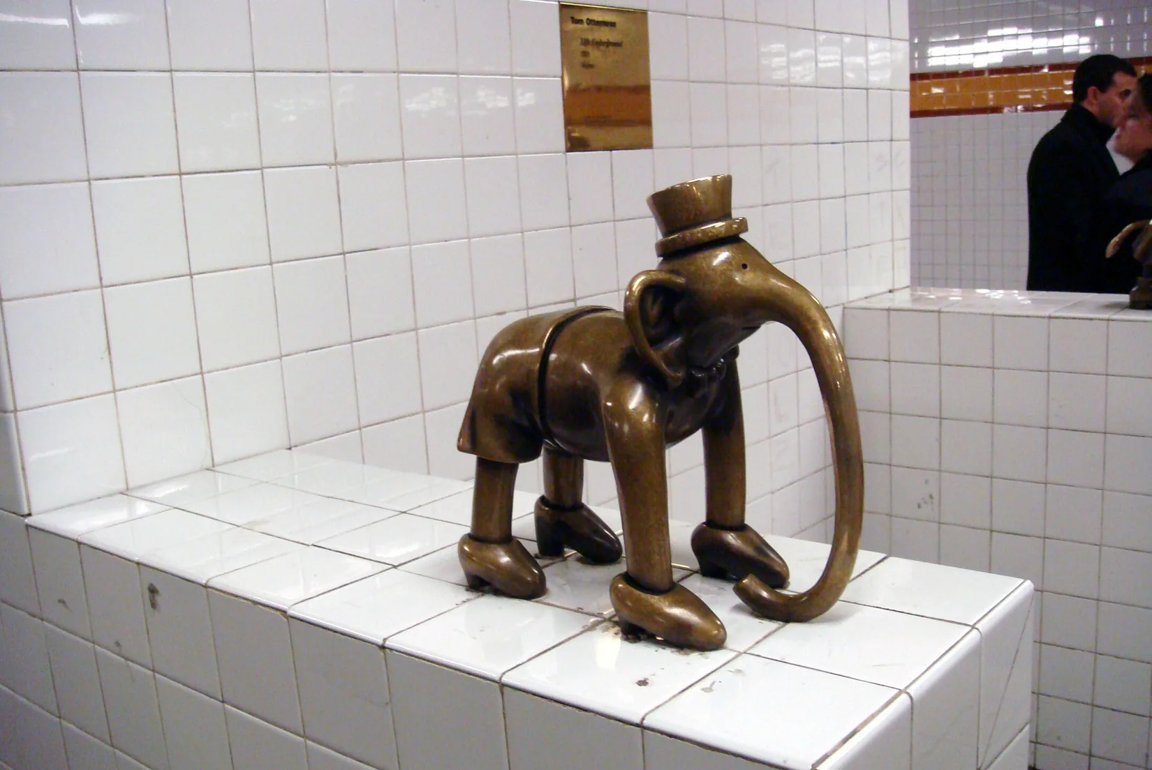 Tom Otterness – 2001 - lu-29.jpg
