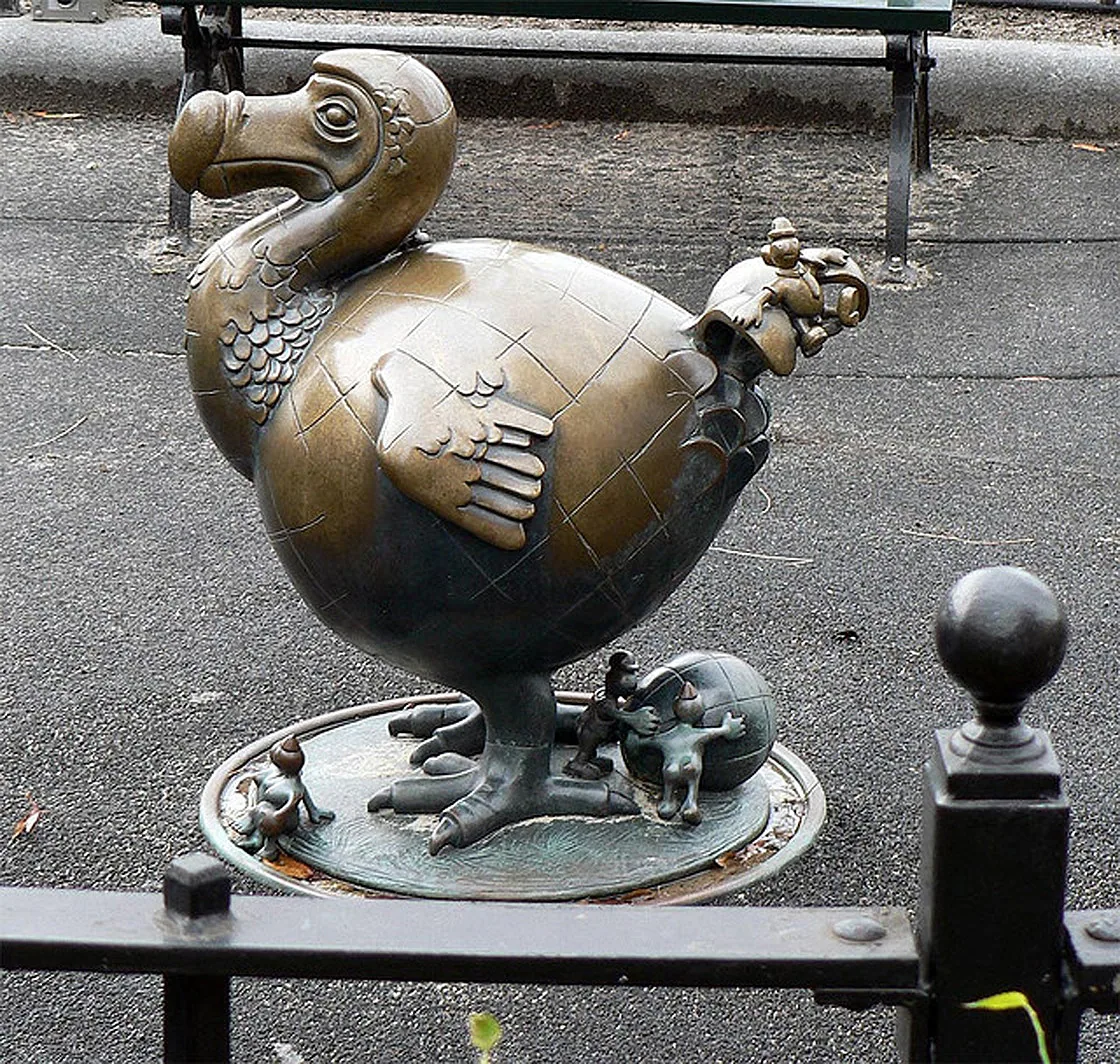 Tom Otterness – 2001 - rw48.jpg