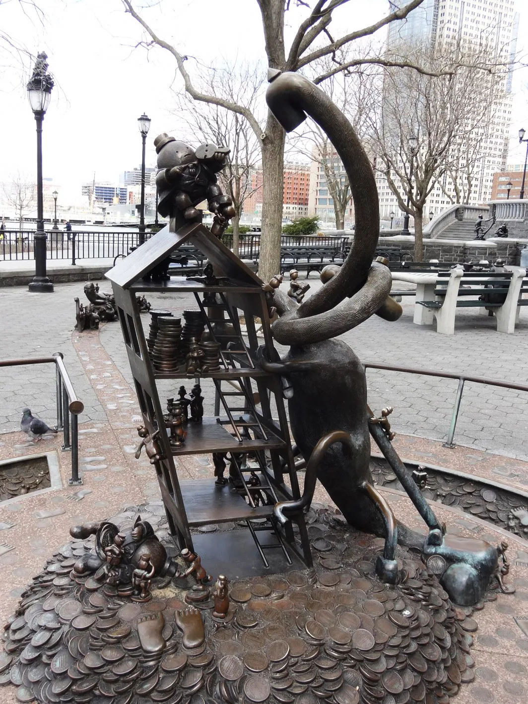 Tom Otterness – 2001 - rw20.jpg